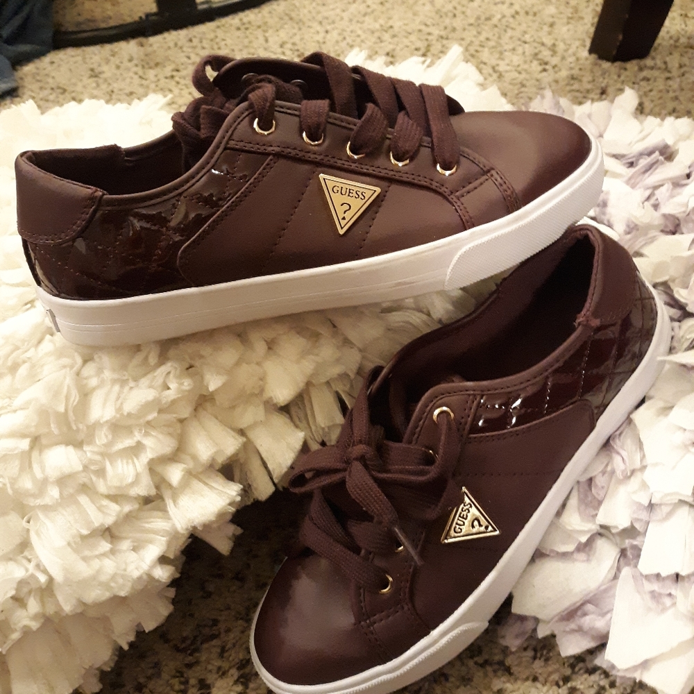 Guess tennis shoes